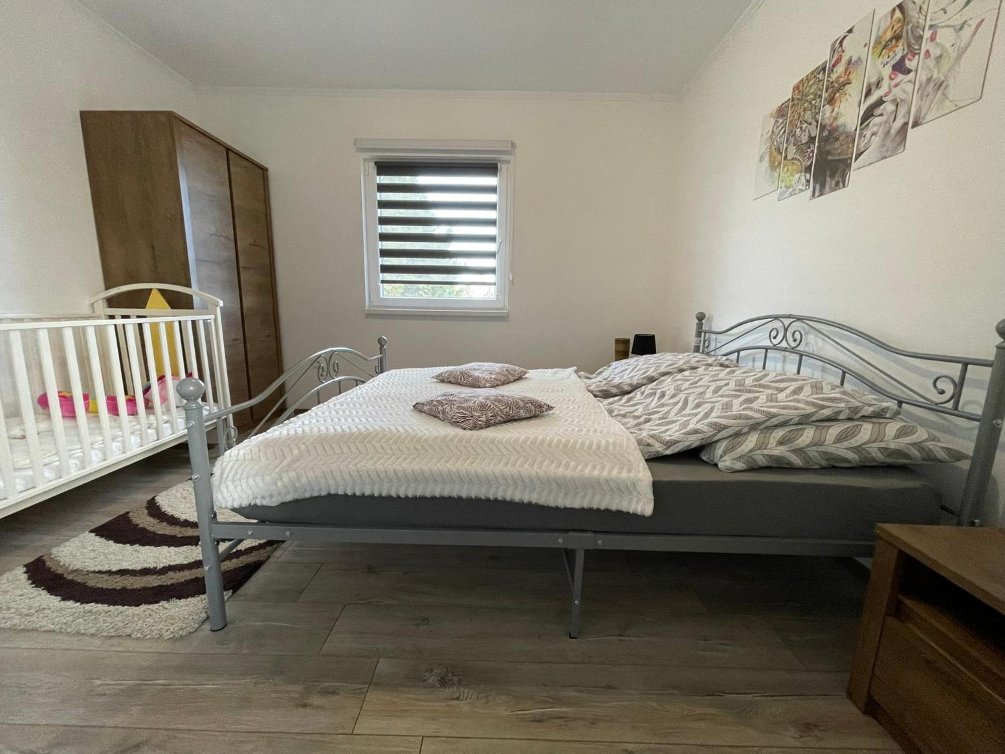 Fullhouse Apartmanhaz Zamárdi Exteriör bild